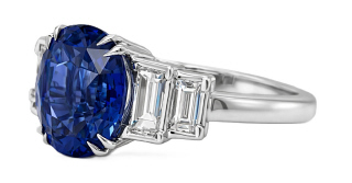 18kt white gold baguette diamond and oval sapphire ring