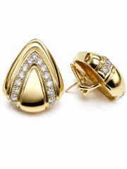 18kt yellow gold fashion OEC diamond earrings with omega backs.