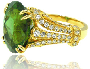 18kt yellow gold Green Tourmaline & Diamond ring