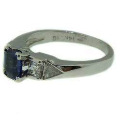 14kt white gold sapphire & diamond ring