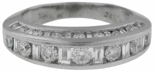 14kt white gold half-around diamond band