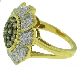 18kt yellow gold diamond flower ring