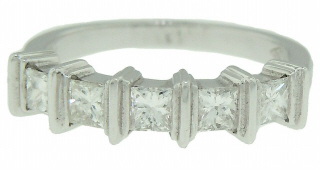 18kt w/g princess cut diamond band